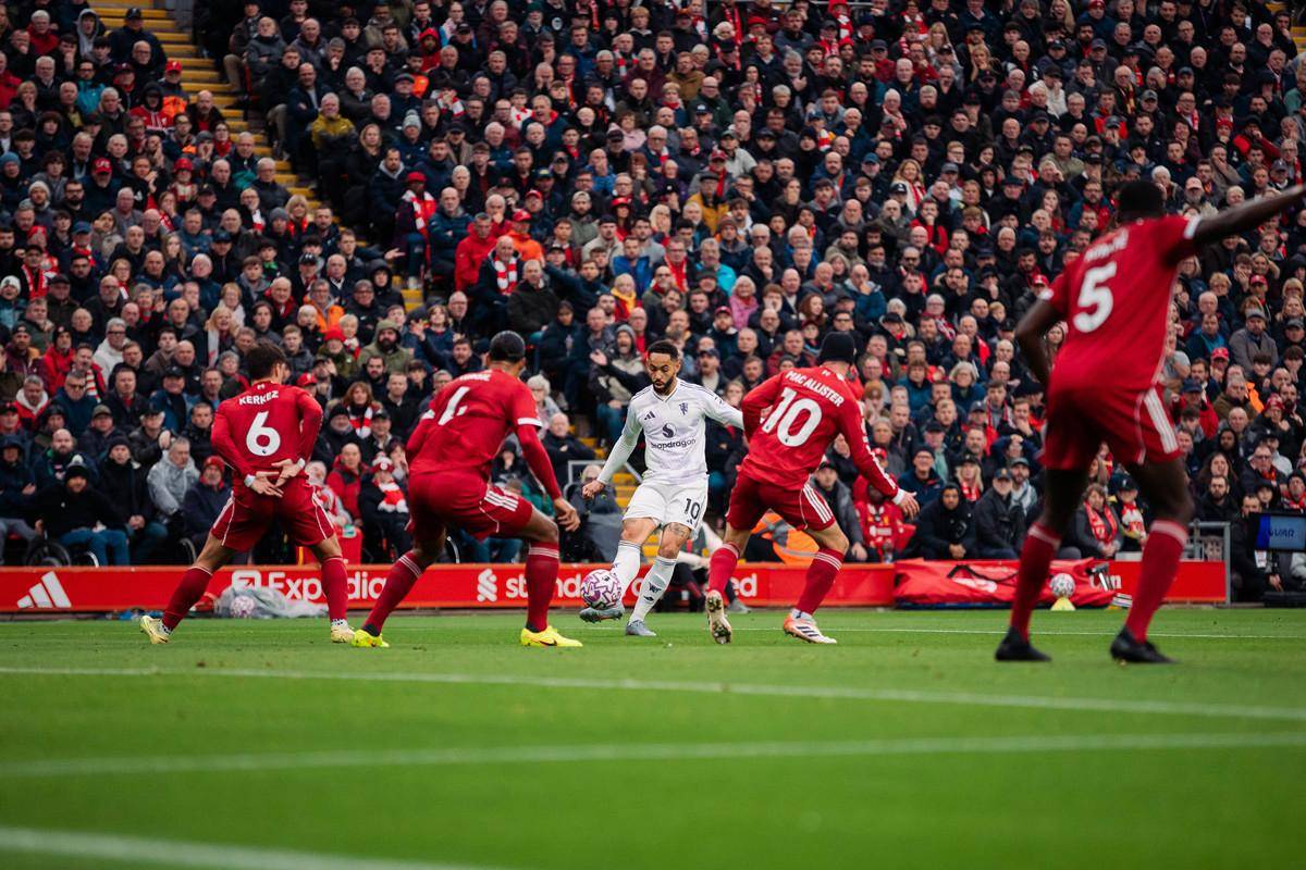 九游游戏中心-转折点马德里竞技手感冰凉，欧联加时末段攻防权衡，引发热议，球队文化再被提及的简单介绍