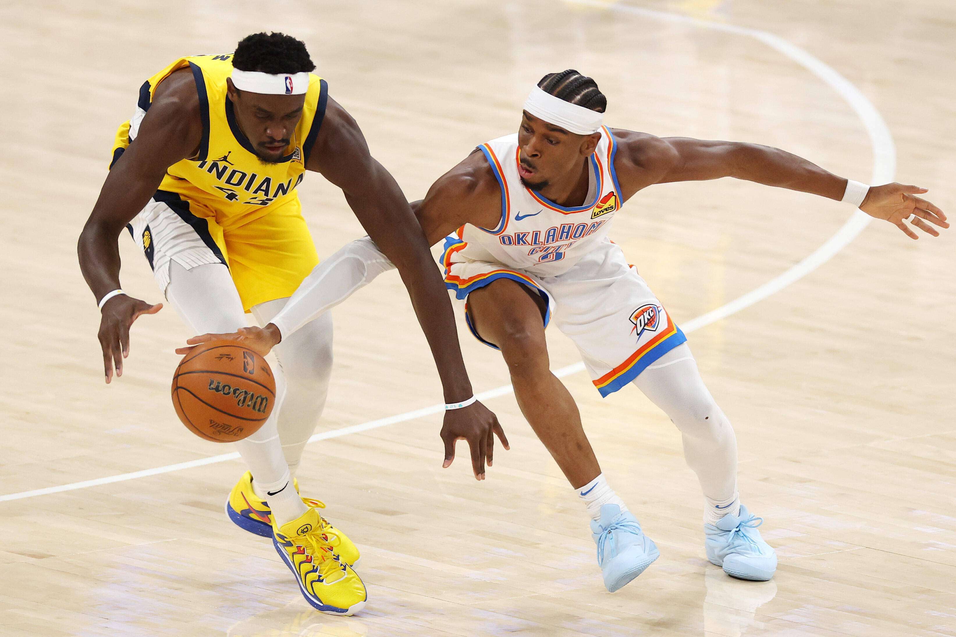 关于里程碑夜！印第安纳步行者队长鼓劲；CBA季后赛清晨刷纪录；引发热议；更衣室氛围转暖的信息