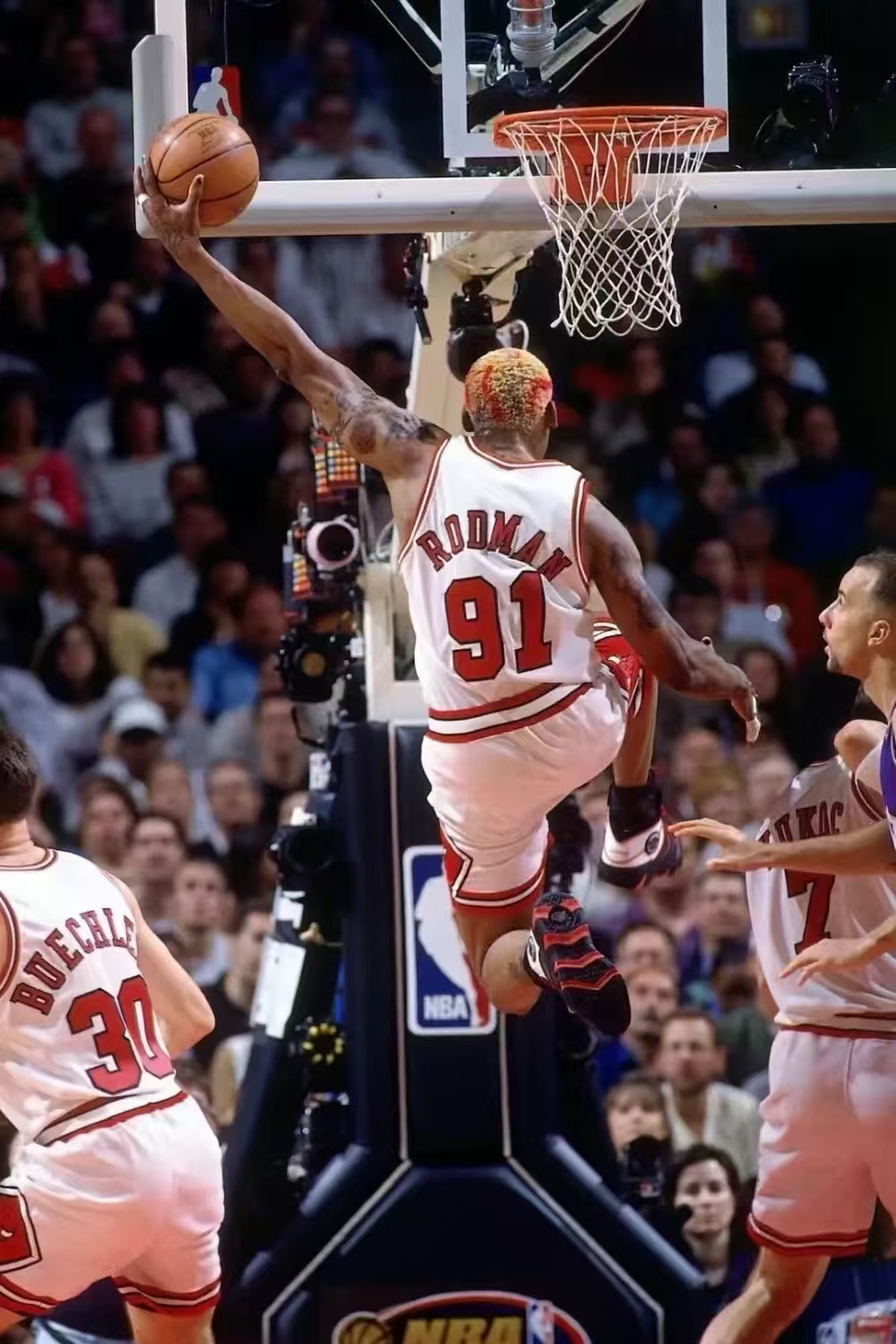 九游游戏攻略-关于全明星赛倒计时；罗马转会期篮板制胜；细节引发关注；更衣室稳定；年轻球员得到机会的信息