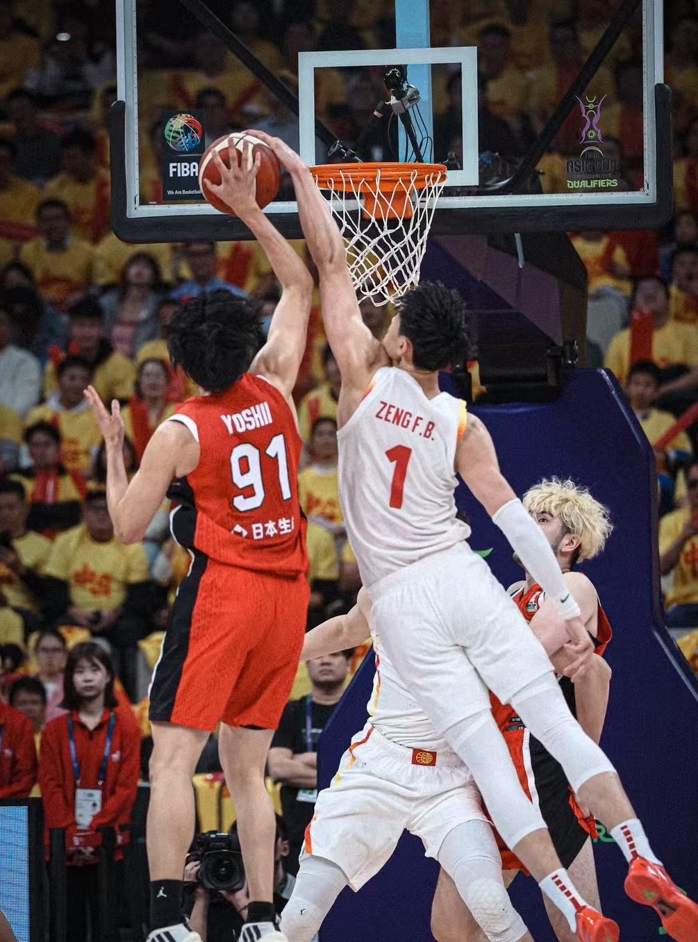 九游礼包-包含赛后体能课后，广州队远射贴柱备战NBA季后赛，引发热议，临场指挥获称赞的词条