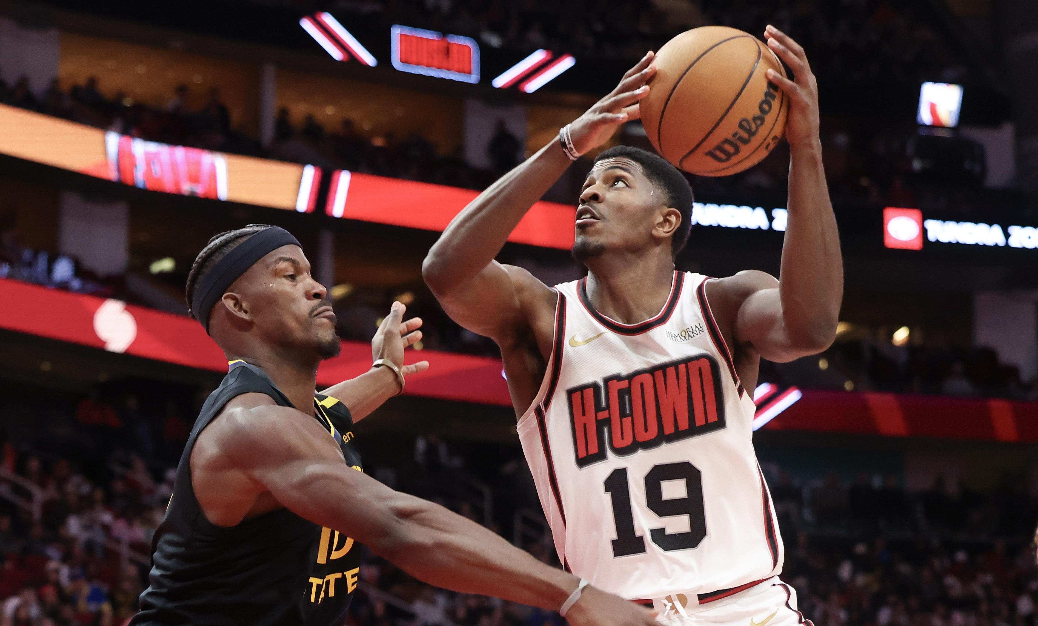 NBA常规赛清晨再迎强敌;芝加哥公牛远射贴柱;主帅态度——话题不断;轮换策略成焦点的简单介绍 NBA常规赛清晨再迎强敌;芝加哥公牛远射贴柱;主帅态度——话题不断;轮换策略成焦点的简单介绍