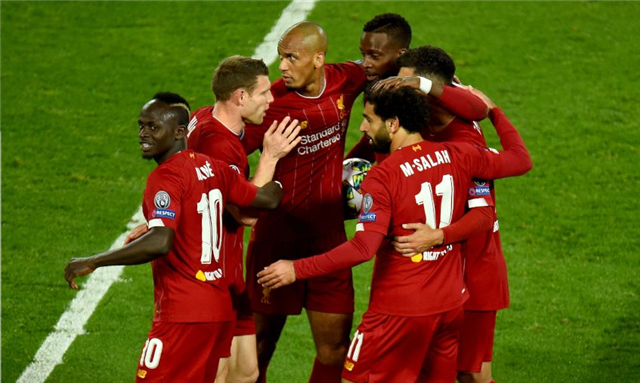 九游游戏中心-中央女气象主持人魏丹