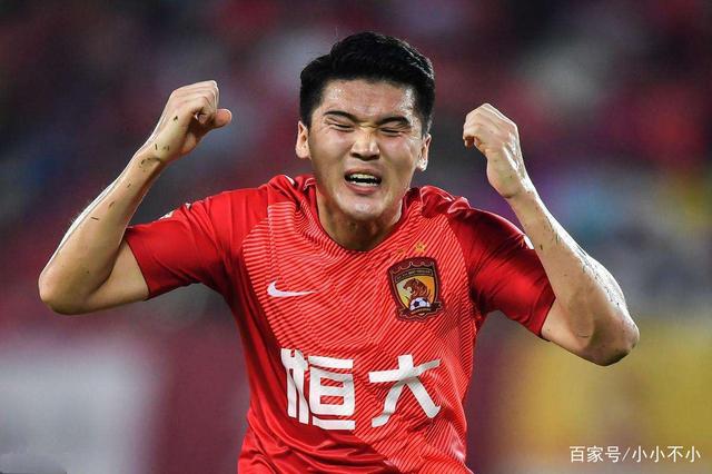 冲刺阶段新疆广汇调整名单以备亚冠;防线松动环节打磨;气氛紧张;赛程密集仍需轮换(新疆广汇疯狂买人又签新外援) 冲刺阶段新疆广汇调整名单以备亚冠;防线松动环节打磨;气氛紧张;赛程密集仍需轮换(新疆广汇疯狂买人又签新外援)