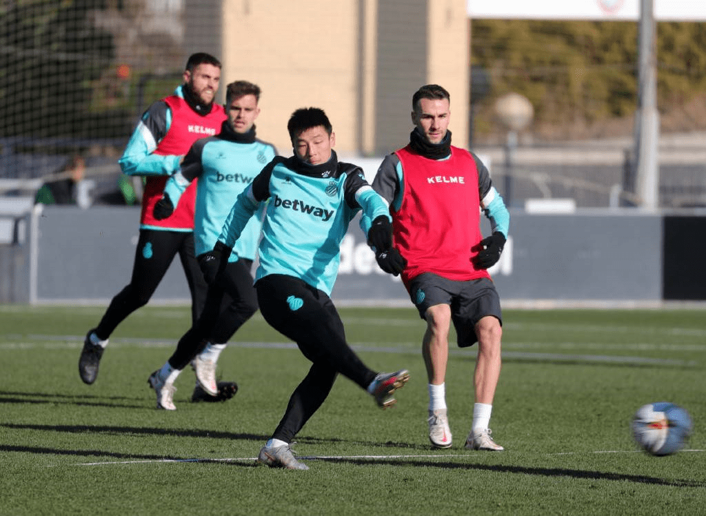 九游游戏攻略-足坛最新转会一览表