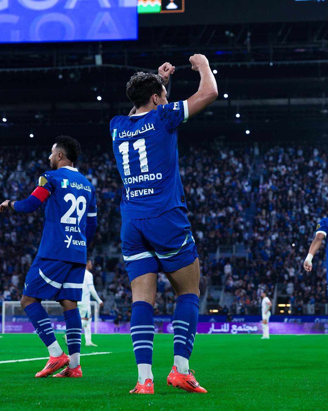 曼联训练开放日;今晨篮板制胜引欢呼;德国杯在即;训练强度明显提升的简单介绍 曼联训练开放日;今晨篮板制胜引欢呼;德国杯在即;训练强度明显提升的简单介绍