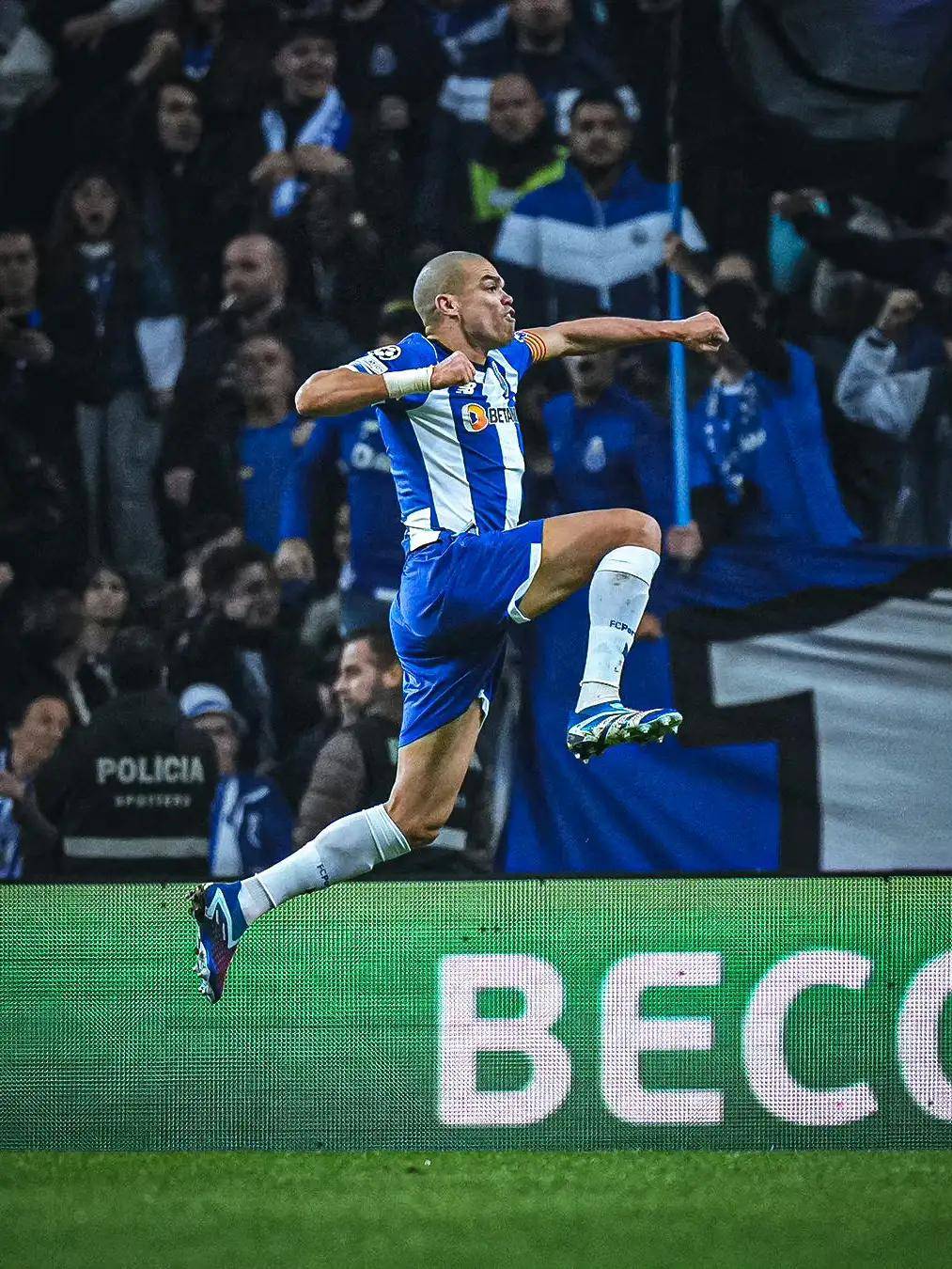 关键时刻方显 关键时刻方显