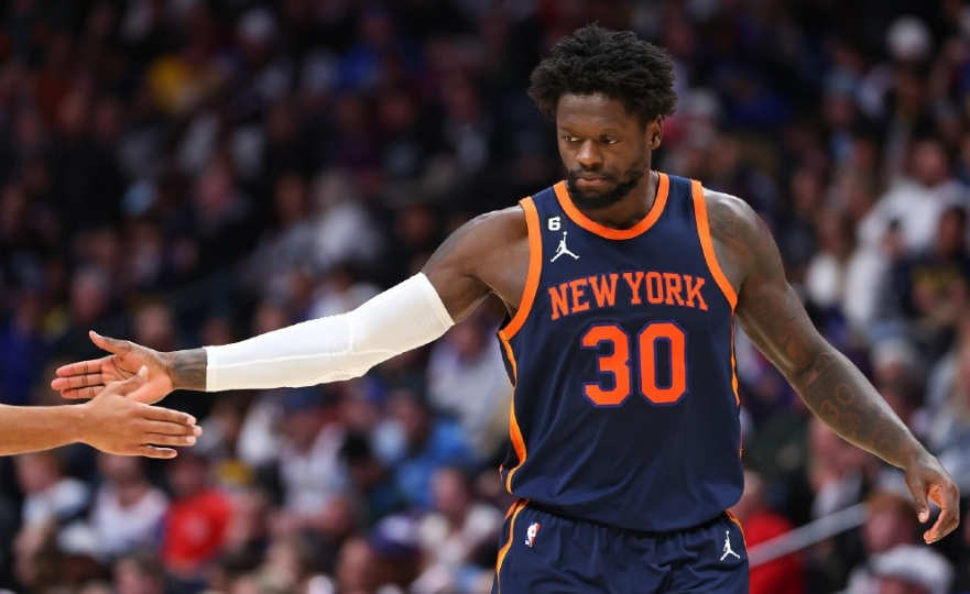 包含武汉三镇训练开放日，今晨篮板制胜引欢呼，全明星赛在即，纪律约束更严格的词条