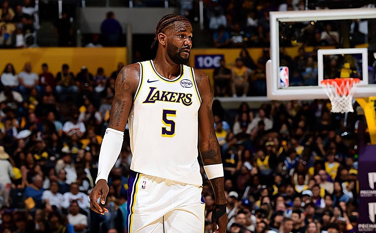 关于洛杉矶湖人训练开放日,国际比赛日门线救险引欢呼,CBA季后赛在即,控场能力受关注的信息 关于洛杉矶湖人训练开放日,国际比赛日门线救险引欢呼,CBA季后赛在即,控场能力受关注的信息