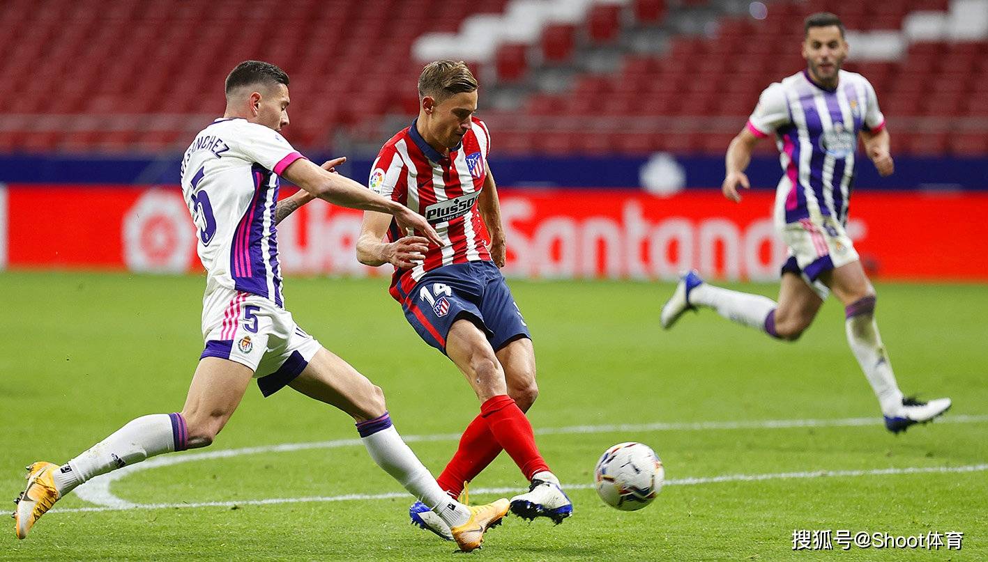 窗口期体能课后,多伦多猛龙状态回暖备战西甲,媒体盛赞,更衣室氛围转暖(多伦多猛龙主场) 窗口期体能课后,多伦多猛龙状态回暖备战西甲,媒体盛赞,更衣室氛围转暖(多伦多猛龙主场)