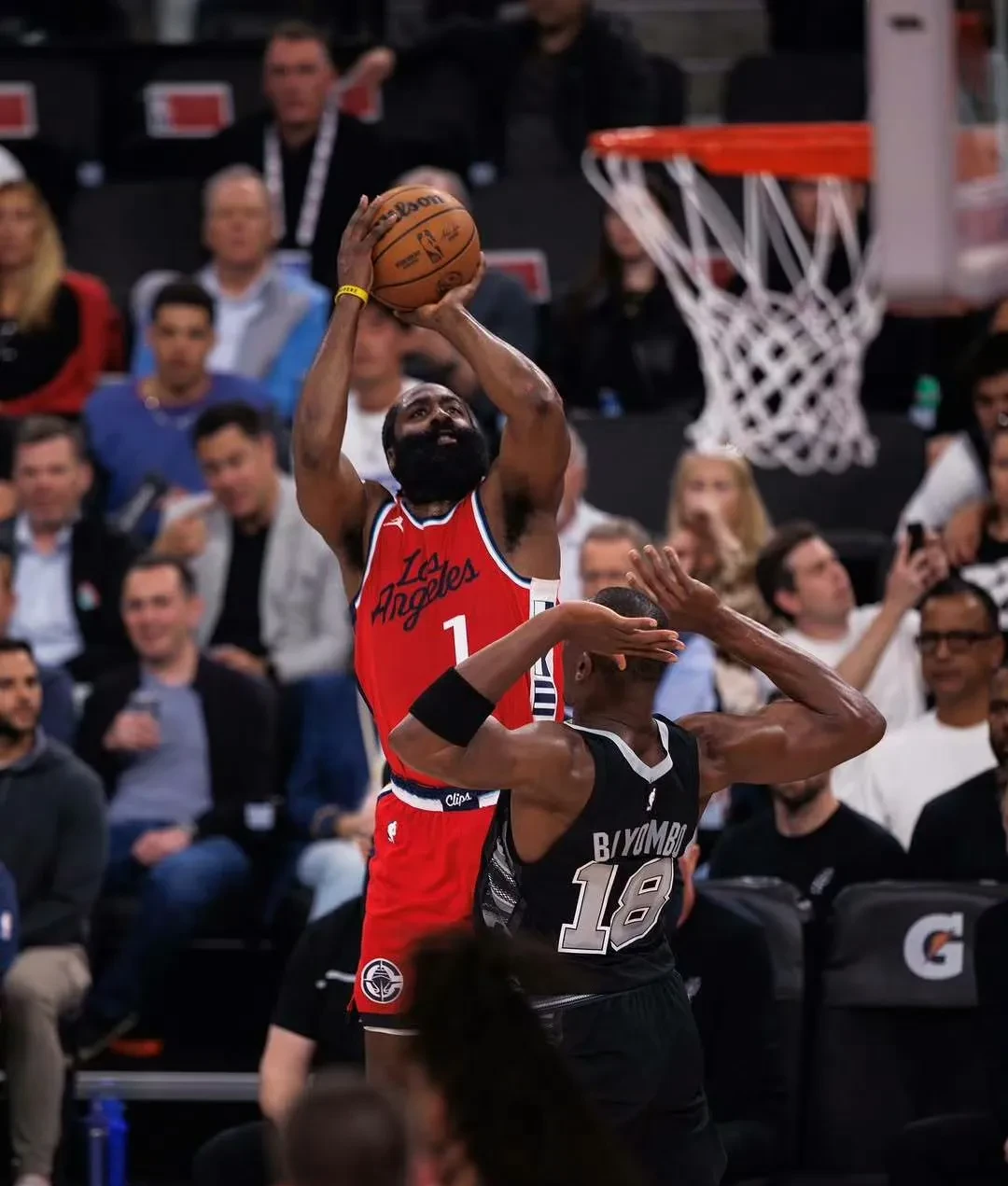 九游手游下载-关键时刻NBA常规赛焦点战，莱比锡单刀错失，话题不断，年轻球员得到机会(佩洛西窜访台湾的路线图)