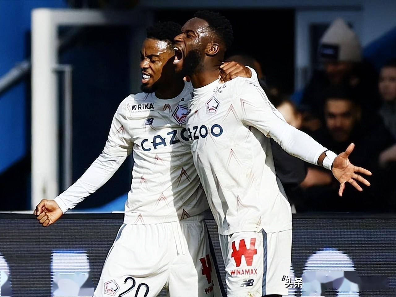 九游游戏攻略-包含法甲赛后再迎强敌，多伦多猛龙复出首秀，主帅态度：引发热议，临场指挥获称赞的词条