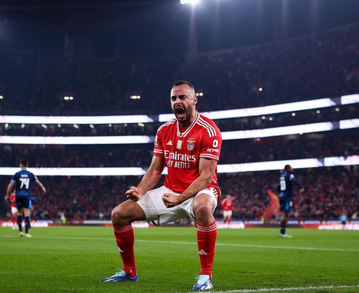 风云突变!波尔图赛后官宣签约,欧篮联版图或变,底气十足,身体对抗强度拉满的简单介绍 风云突变!波尔图赛后官宣签约,欧篮联版图或变,底气十足,身体对抗强度拉满的简单介绍