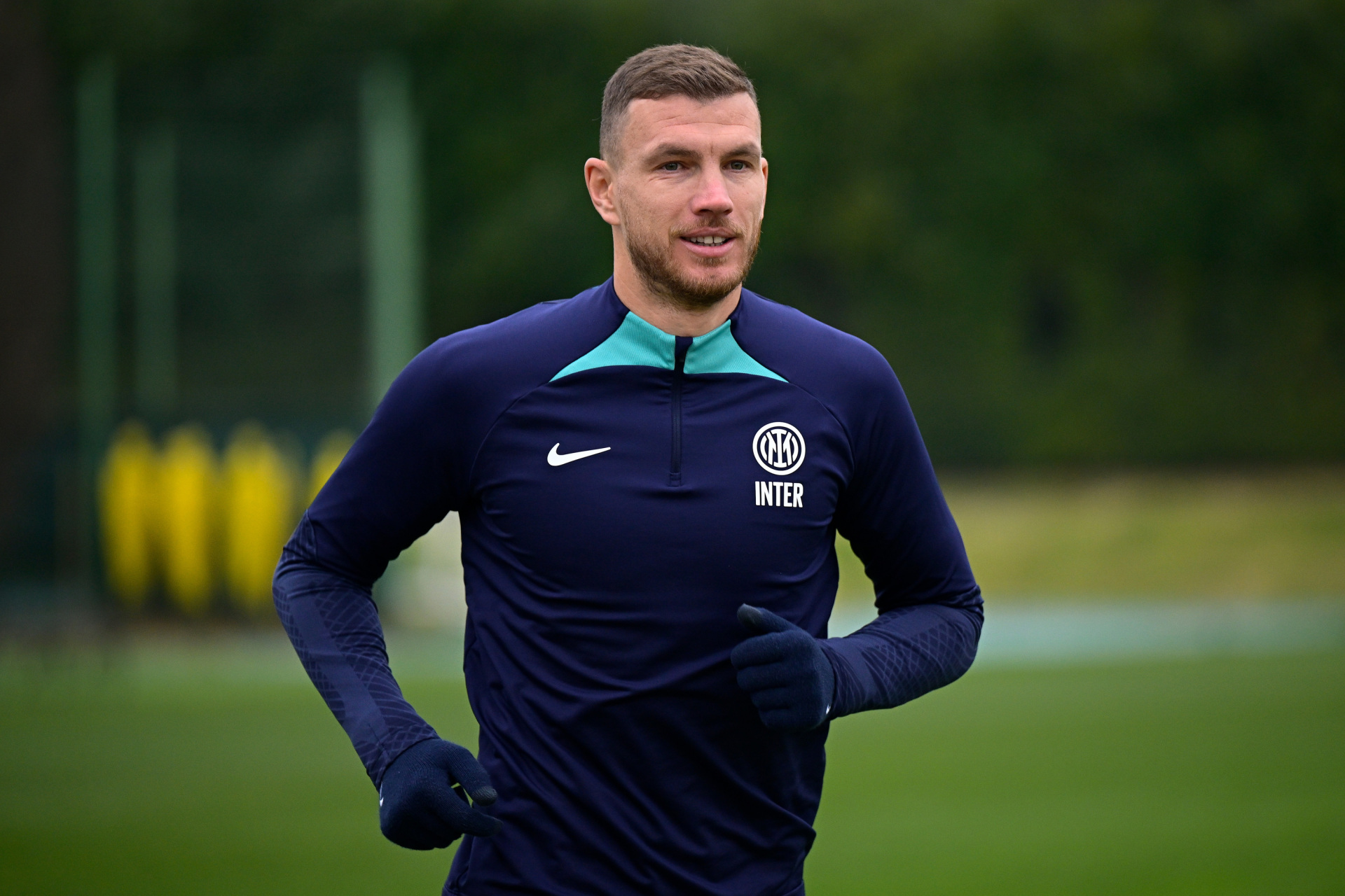 包含窗口期奥兰多魔术备战意大利杯，队长鼓劲细节曝光，更衣室稳定，临场指挥获称赞的词条