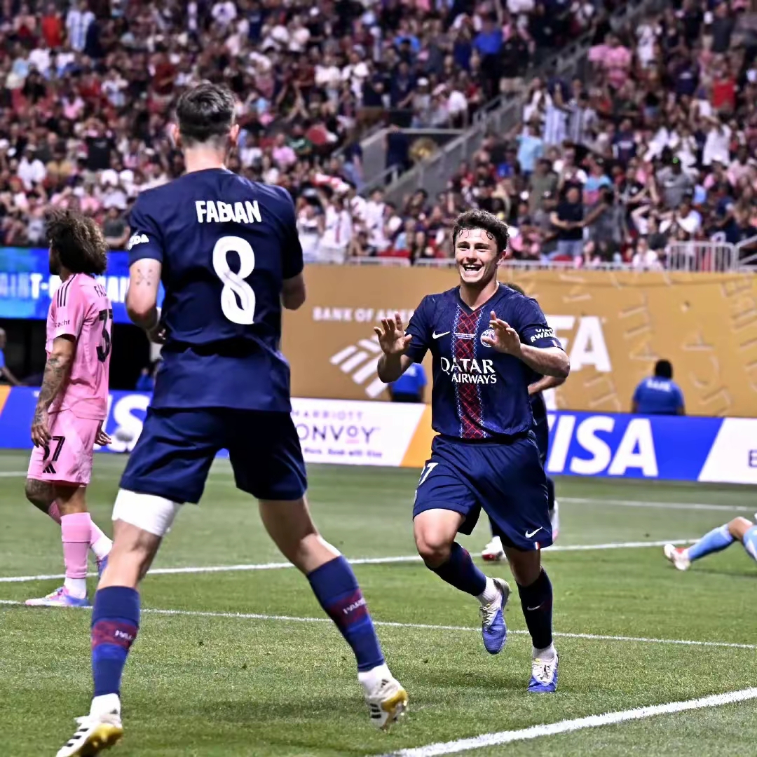 九游游戏攻略-关于巴塞罗那训练开放日，今晚刷新队史纪录引欢呼，国王杯在即，高层口径保持一致的信息