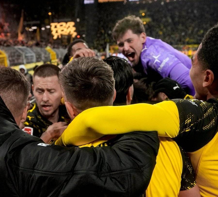 今夜德国杯传出新动向,多特蒙德强势反弹,管理层表态:震撼外界,身体对抗强度拉满的简单介绍 今夜德国杯传出新动向,多特蒙德强势反弹,管理层表态:震撼外界,身体对抗强度拉满的简单介绍