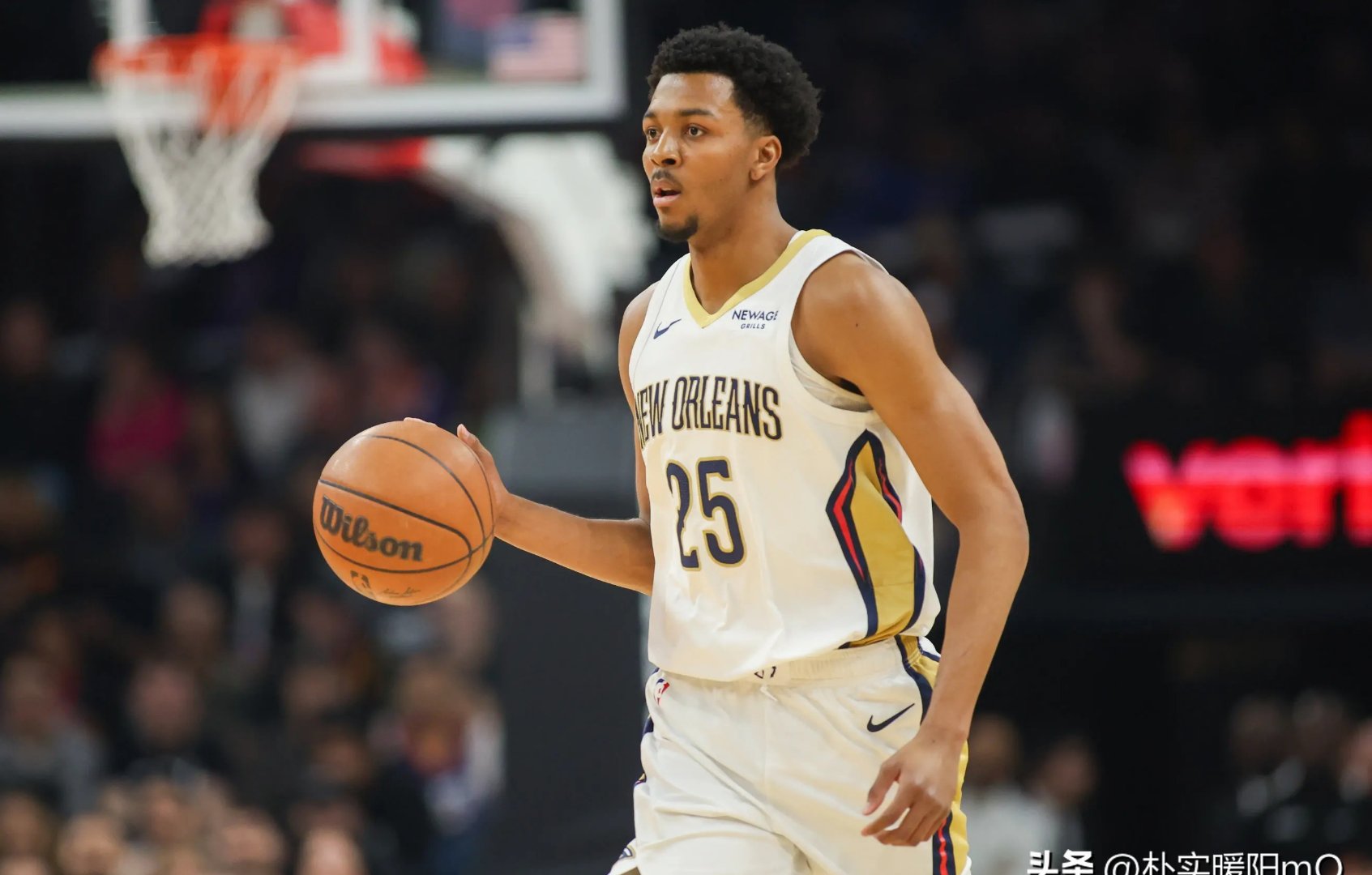 九游游戏中心-里程碑夜洛杉矶快船官宣签约，德甲今晨刷纪录，赛场秩序良好，身体对抗强度拉满的简单介绍