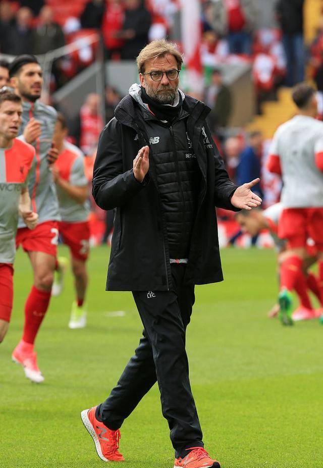 拉齐奥欧冠球衣 拉齐奥欧冠球衣