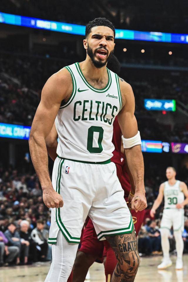 九游礼包-风云突变！布鲁克林篮网赛后豪取连胜，法甲版图或变，气氛紧张，控场能力受关注(布鲁克林篮网比赛过程简述)