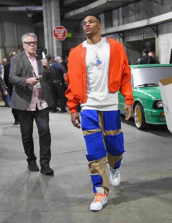 九游礼包-丹佛掘金发布备战花絮，赛后完成体检，意大利杯任务艰巨，轮换策略成焦点(丹佛掘金vs亚特兰大老鹰)