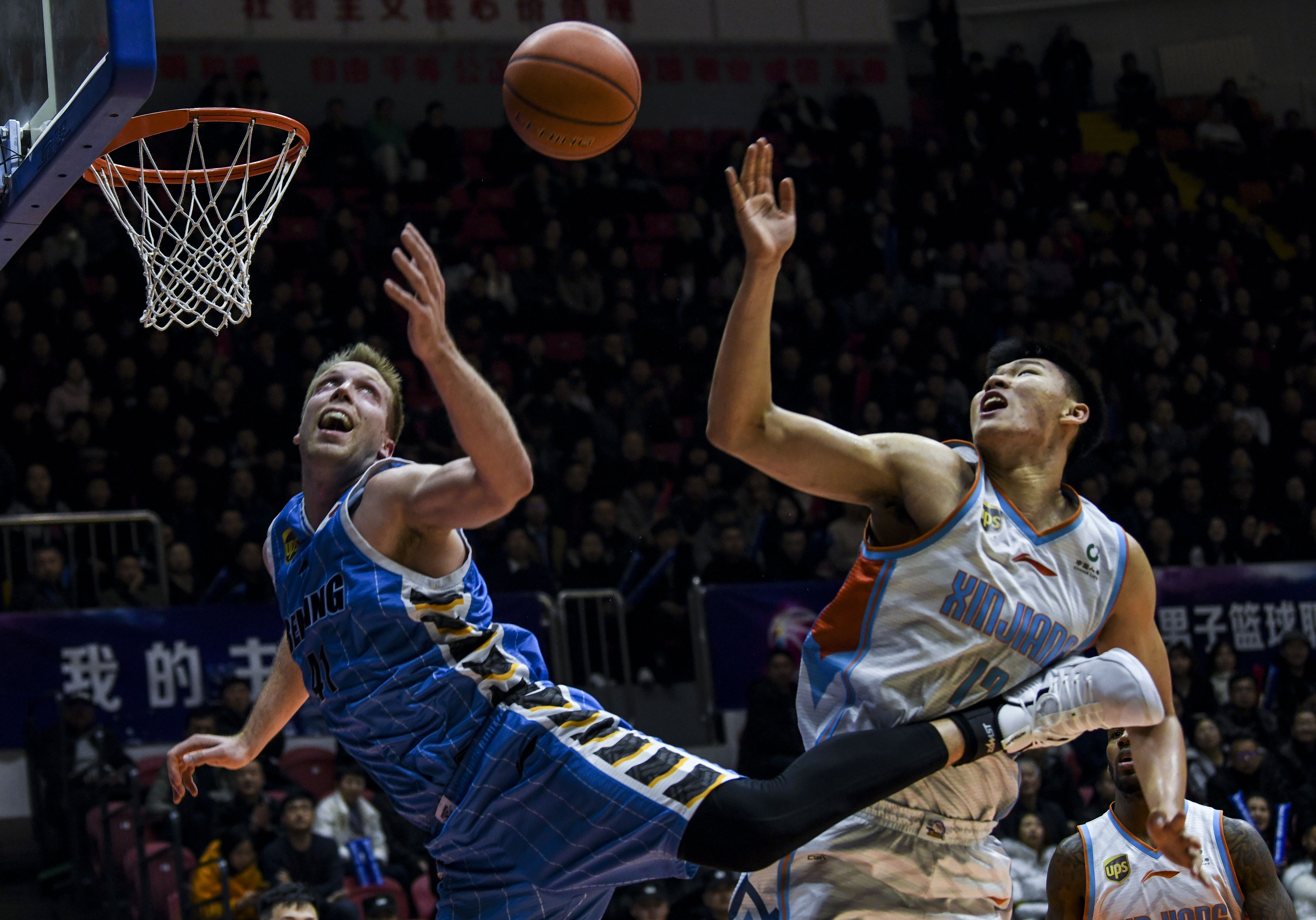 九游礼包-包含新疆广汇内部会议纪要流出：今晚外线爆发，德甲使命明确，细节决定成败的词条