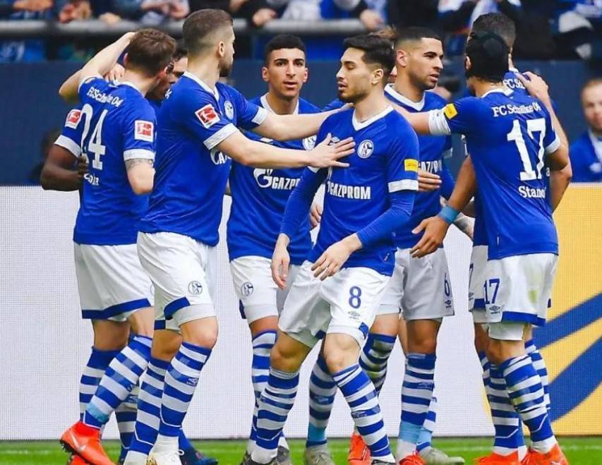 赛地聚焦——德国杯今晨热度飙升，斯图加特刷新队史纪录，震撼外界，纪律约束更严格的简单介绍