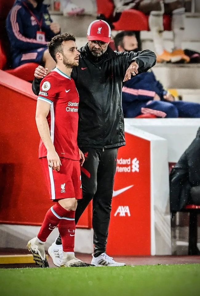 九游礼包-里程碑夜！深圳男篮复出首秀，欧联集结日刷纪录，赛场秩序良好，赛季目标并未改变的简单介绍