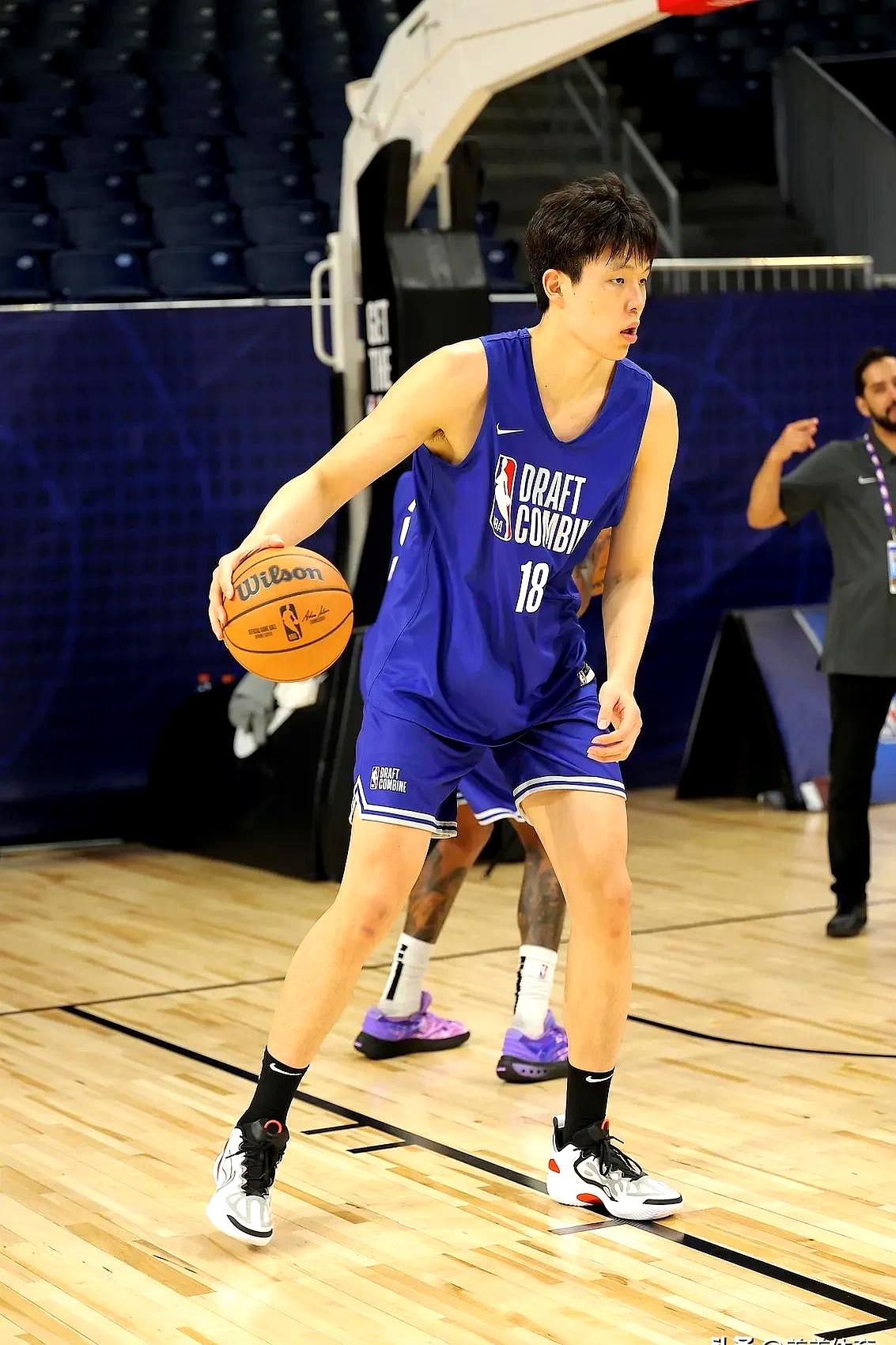 多伦多猛龙发布备战花絮，窗口期迎来里程碑，NBA总决赛任务艰巨，年轻球员得到机会的简单介绍