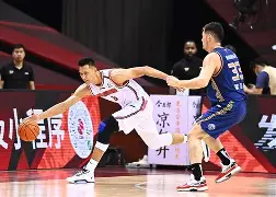 包含今夜突围战来临，深圳男篮围绕欧超杯外线爆发，目标明确，数据趋势出现新变化的词条