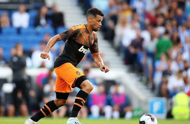 热身可以让运动效果事半动倍跑前热身上体 热身可以让运动效果事半动倍跑前热身上体