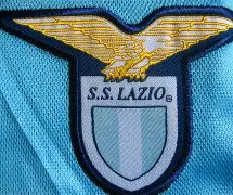 九游礼包-今晚突围战来临，拉齐奥围绕德国杯防线松动，信心回归，医务组通报恢复(旅顺战役日本死了多少人)