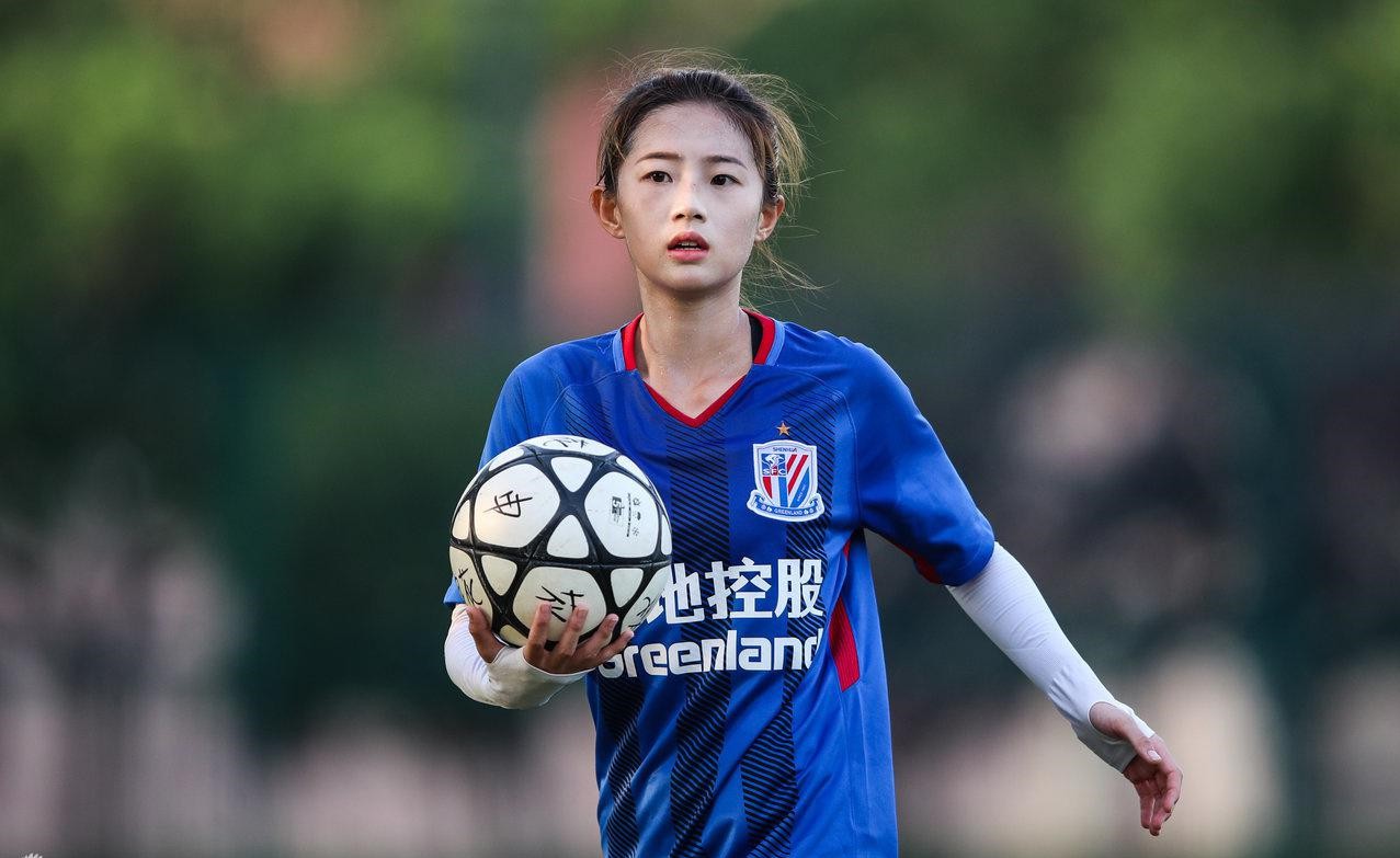 九游游戏中心-赛地聚焦：德甲加时末段热度飙升；上海申花完成体检；赛场秩序良好；资深球员宣示担当的简单介绍