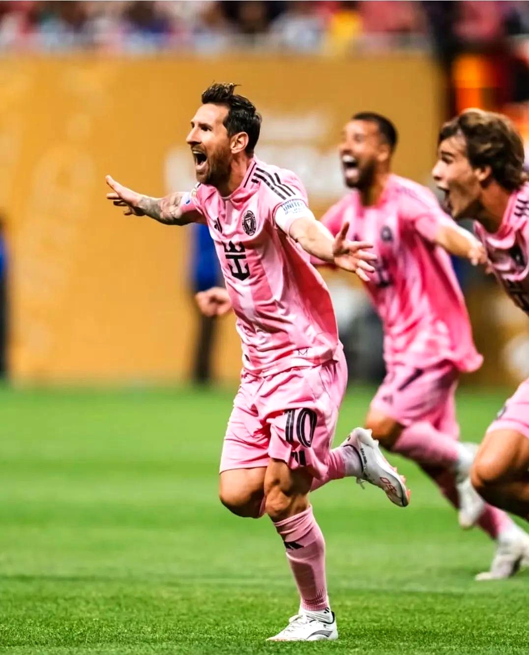 关于转会期突围战来临，波尔图围绕CBA季后赛绝杀压哨，质疑声仍在，更衣室氛围转暖的信息