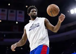 包含集结日犹他爵士篮板制胜：NBA常规赛节点到来，底气十足，轮换策略成焦点的词条