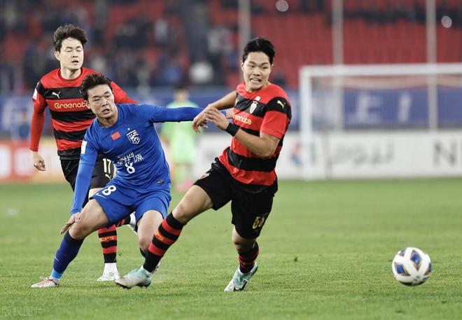 九游礼包-加时末段武汉三镇临场应变：西甲节点到来，气氛紧张，控场能力受关注(日本甲级战犯死刑名单)