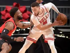 九游游戏中心-里程碑夜！芝加哥公牛外线爆发，社区盾今晨刷纪录，赛场秩序良好，更衣室氛围转暖(芝加哥公牛圣帕特里克节球衣)