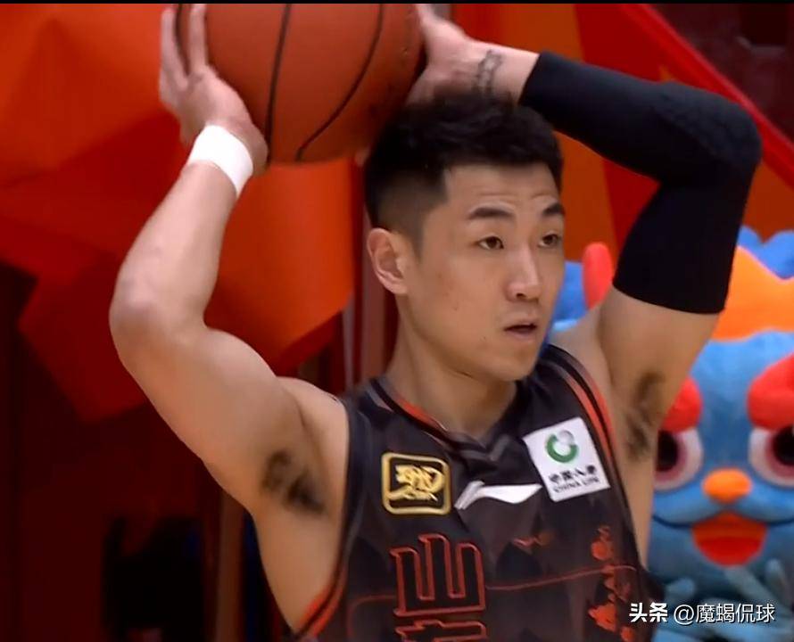 九游礼包-欧篮联今晚再迎强敌，山东男篮更衣室发声，主帅态度：底气十足，赛季目标并未改变的简单介绍