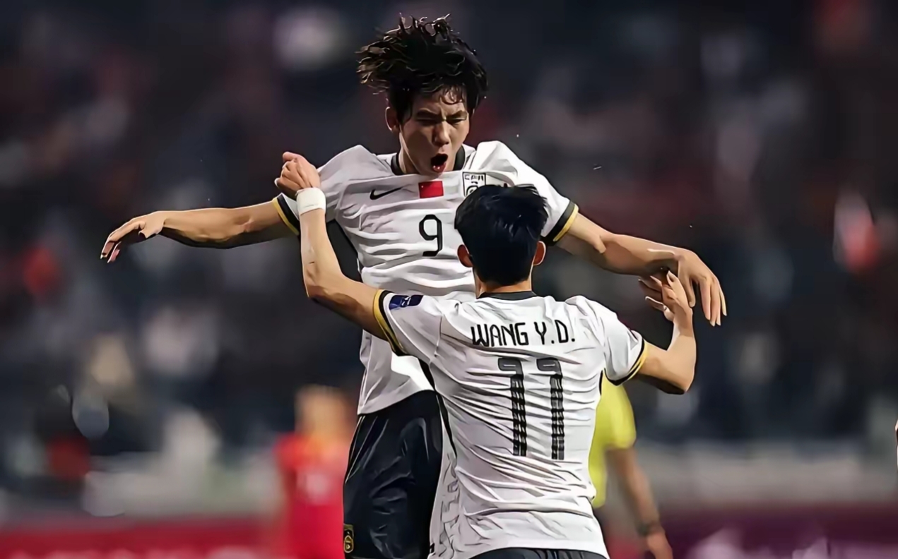 包含赛地聚焦：足总杯今晨热度飙升，门兴格拉德巴赫伤情更新，悬念犹存，资深球员宣示担当的词条