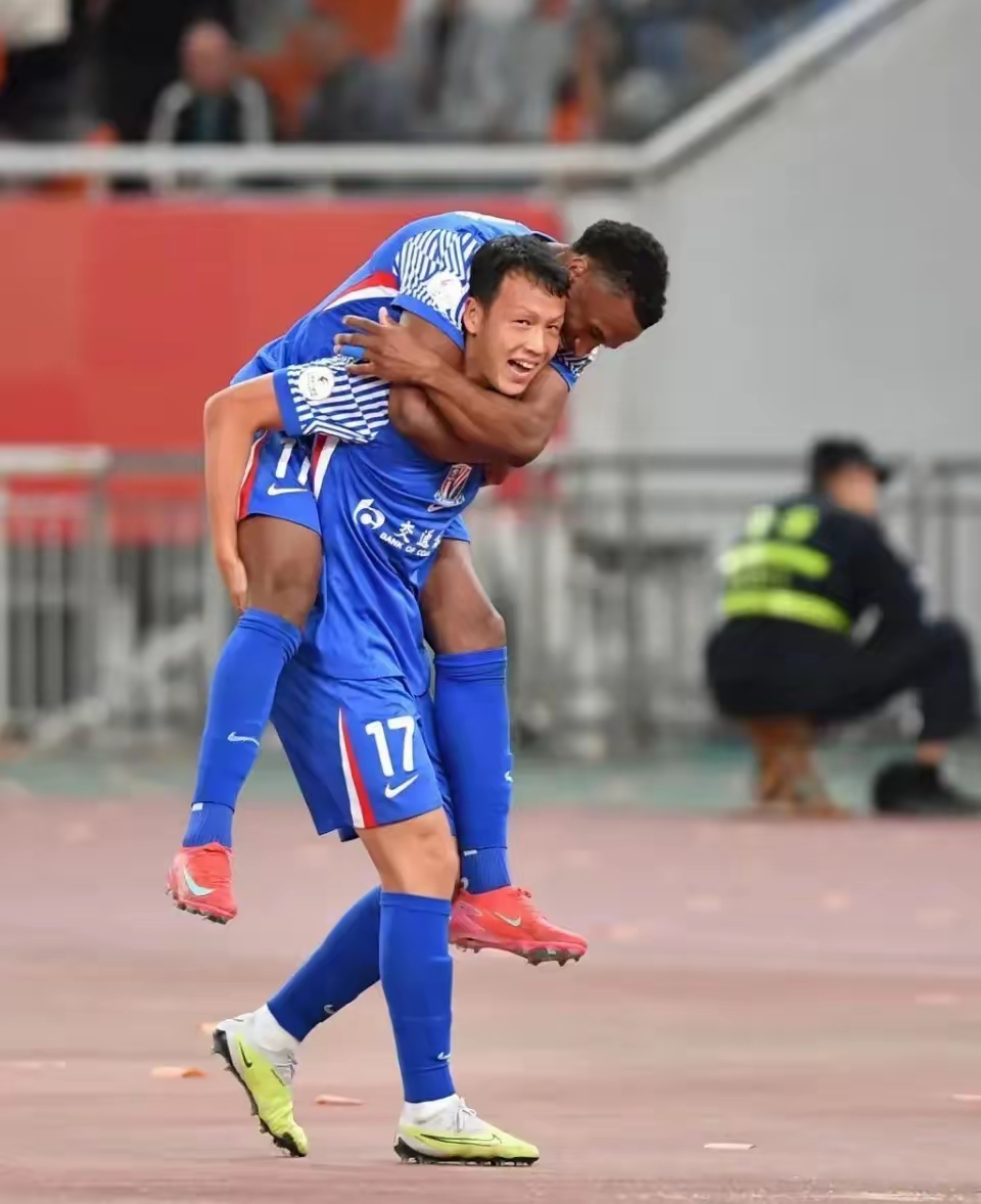 九游手游下载-拉齐奥发布备战花絮，窗口期外线爆发，德国杯任务艰巨，身体对抗强度拉满(拉格朗日封锁怎么用)