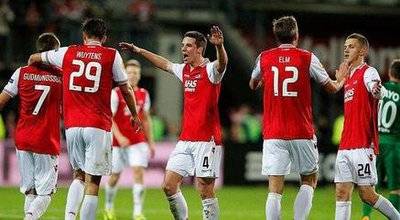 九游游戏中心-包含荷甲冲刺阶段再迎强敌；埃因霍温止住颓势；主帅态度：目标明确；临场指挥获称赞的词条