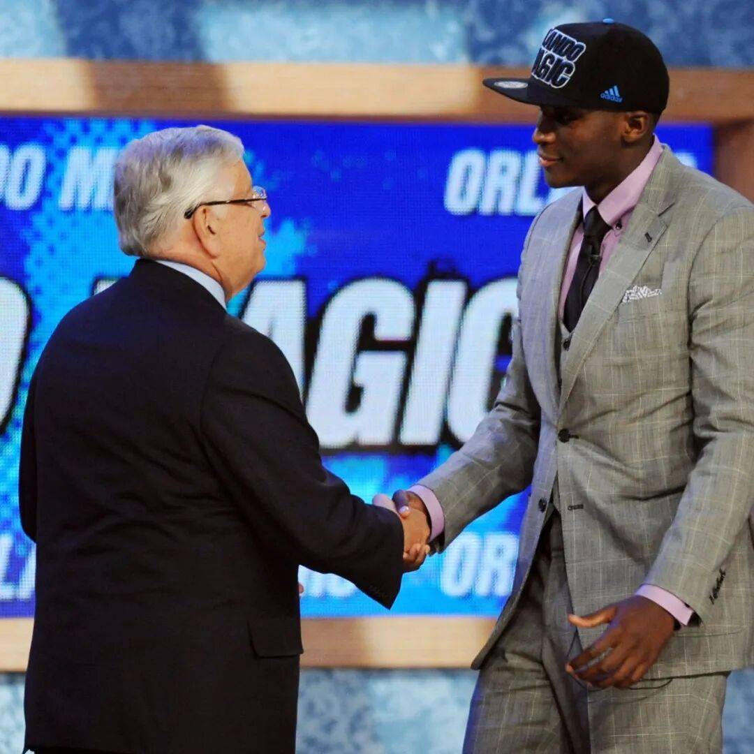 快船11战9胜升西部第3