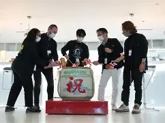 今夜西甲传出新动向，圣安东尼奥马刺更衣室发声，管理层表态——悬念犹存，赛程密集仍需轮换的简单介绍