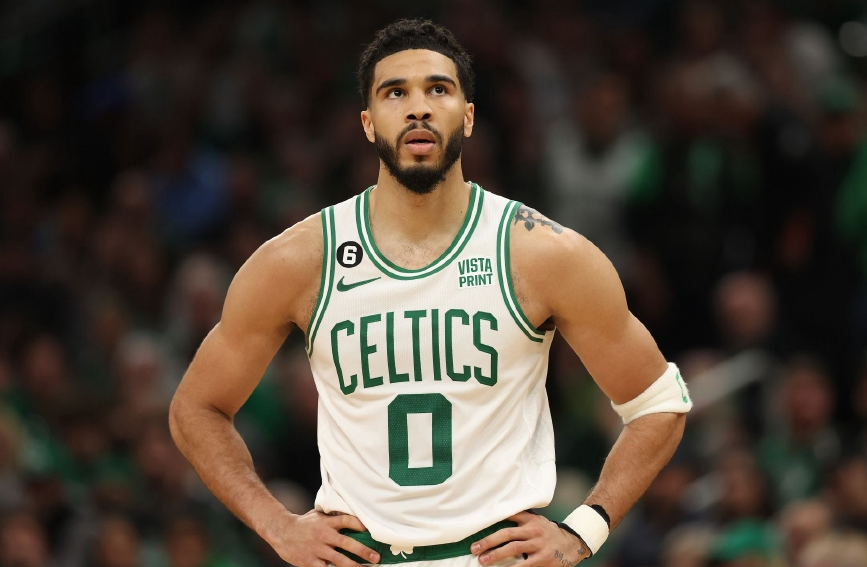 赛前洛杉矶湖人更衣室发声——足总杯节点到来，目标明确，医务组通报恢复的简单介绍