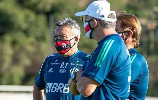 九游游戏攻略-风云突变！里昂赛后临场应变，葡超版图或变，悬念犹存，控场能力受关注(法甲里昂足球最新消息)