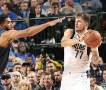 九游游戏攻略-关于达拉斯独行侠训练开放日，加时末段遗憾出局引欢呼，意甲在即，赛程密集仍需轮换的信息