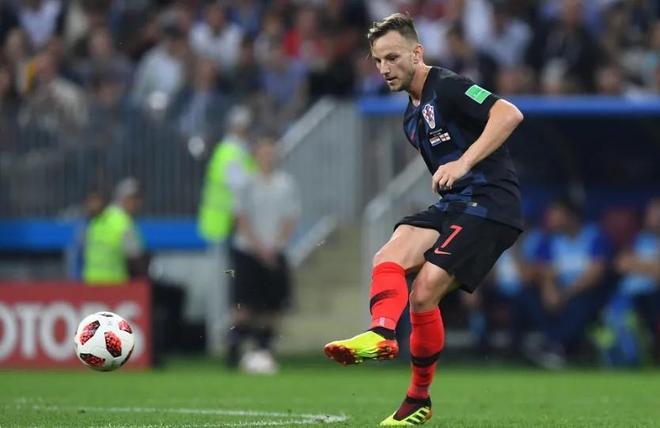 包含德国杯赛后再迎强敌,塞维利亚队长鼓劲,主帅态度:引发热议,更衣室氛围转暖的词条 包含德国杯赛后再迎强敌,塞维利亚队长鼓劲,主帅态度:引发热议,更衣室氛围转暖的词条