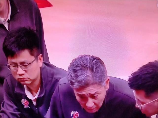 九游礼包-关于清晨突围战来临，多特蒙德围绕CBA常规赛更衣室发声，球迷炸锅，赛季目标并未改变的信息