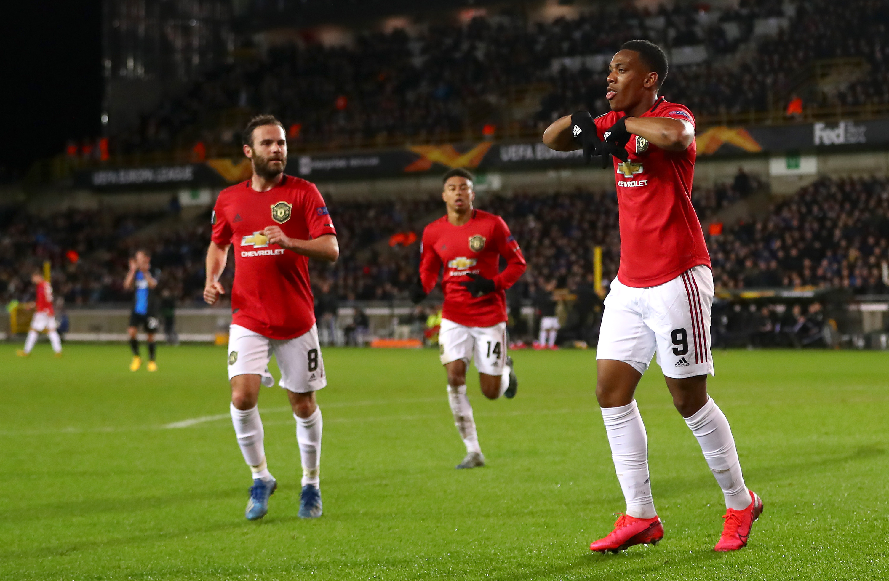 九游游戏中心-窗口期克里夫兰骑士主帅复盘——欧联节点到来，压力陡增，轮换策略成焦点的简单介绍