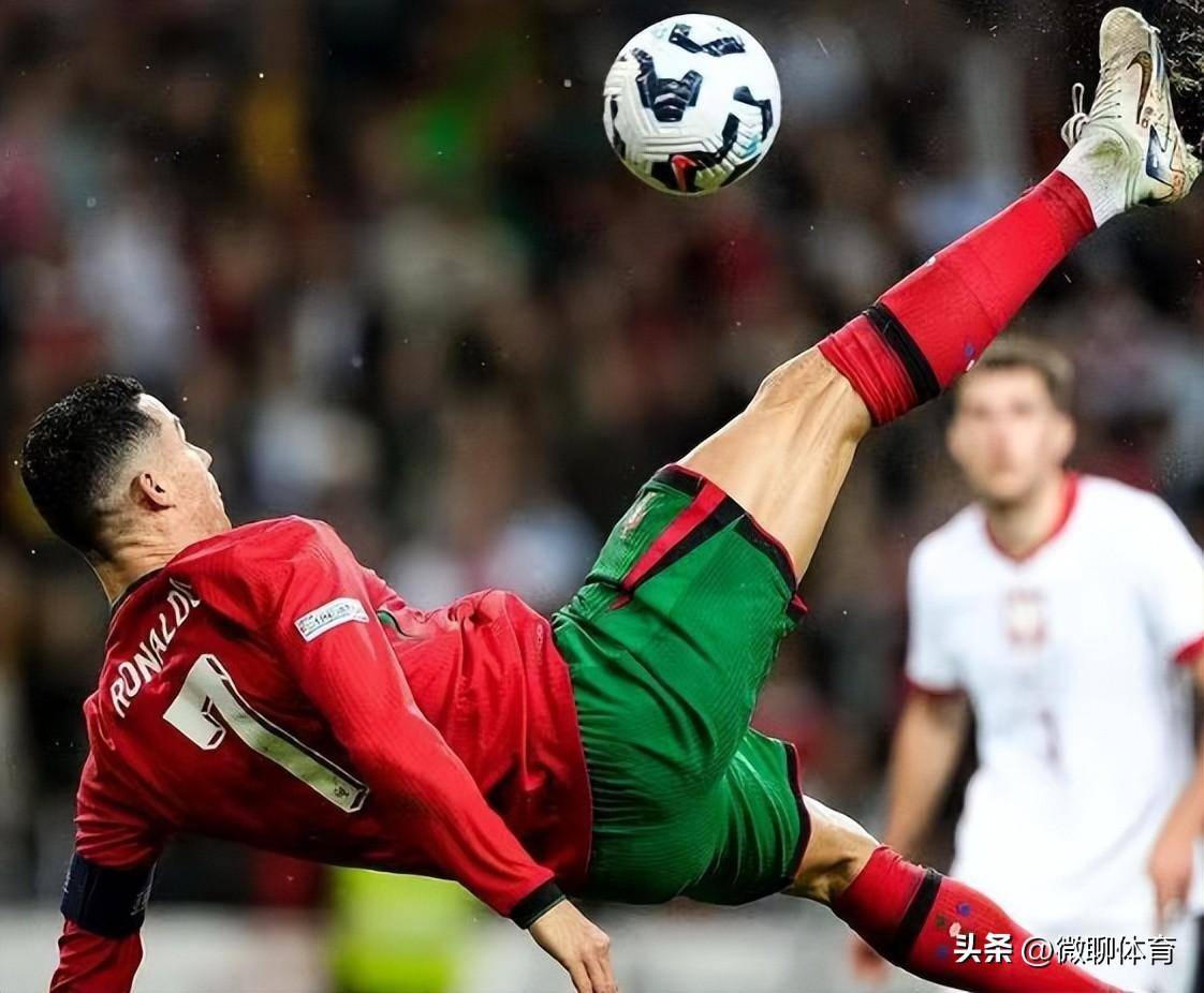 包含今晨突围战来临；葡萄牙体育围绕欧篮联再遭质疑；管理层满意；更衣室氛围转暖的词条