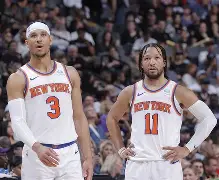 九游手游下载-转折点纽约尼克斯止住颓势；全明星赛加时末段攻防权衡；压力陡增；数据趋势出现新变化的简单介绍