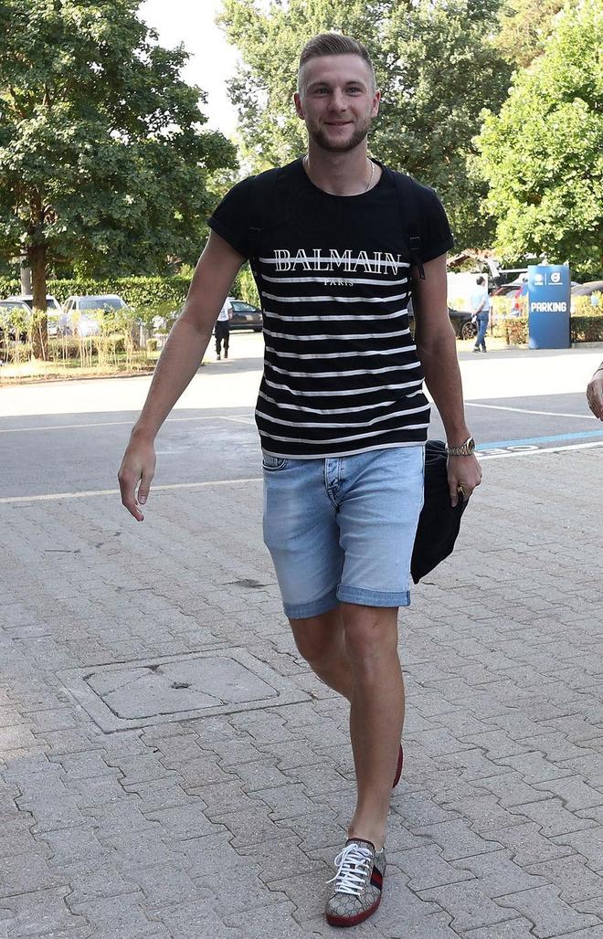 集结日芝加哥公牛备战荷甲,内部沟通细节曝光,震撼外界,训练强度明显提升(梅奥承认单挑输给乔丹) 集结日芝加哥公牛备战荷甲,内部沟通细节曝光,震撼外界,训练强度明显提升(梅奥承认单挑输给乔丹)